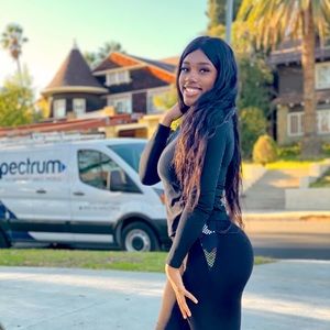 Meet your Posher, Alani